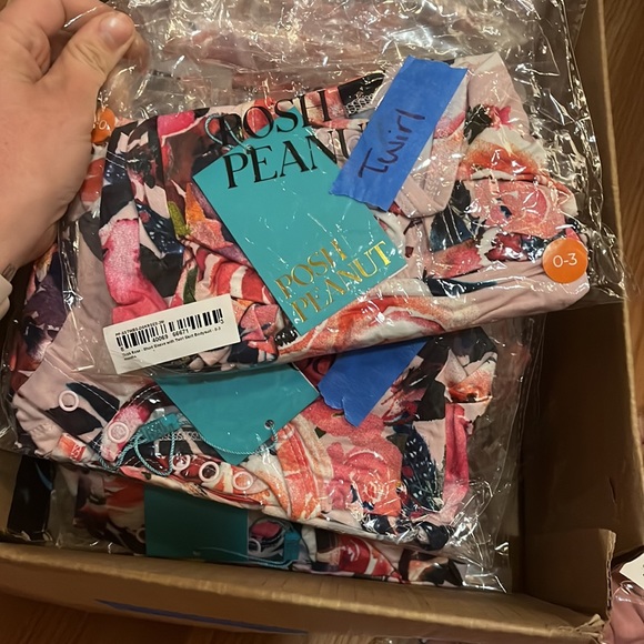 Posh peanut dusk rose twirl - Picture 2 of 2